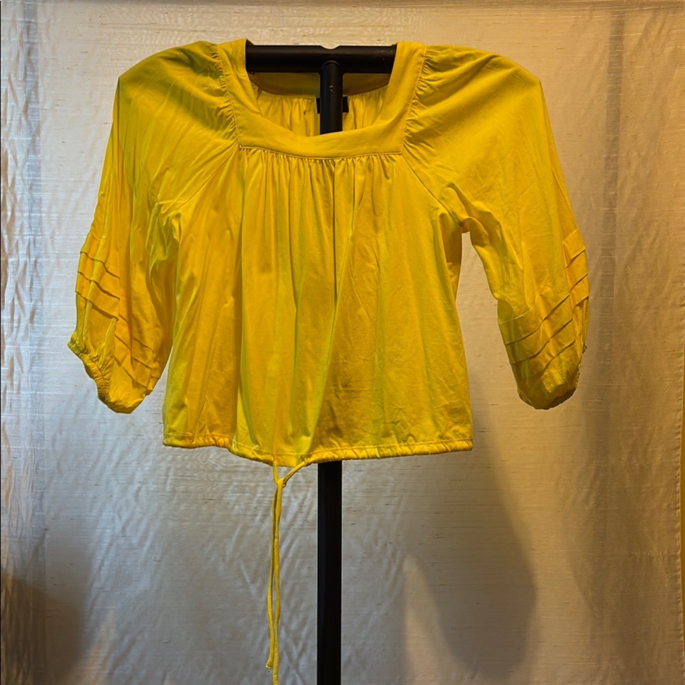 Who What Wear Gold 3/4 Sleeve Smocked Blouse